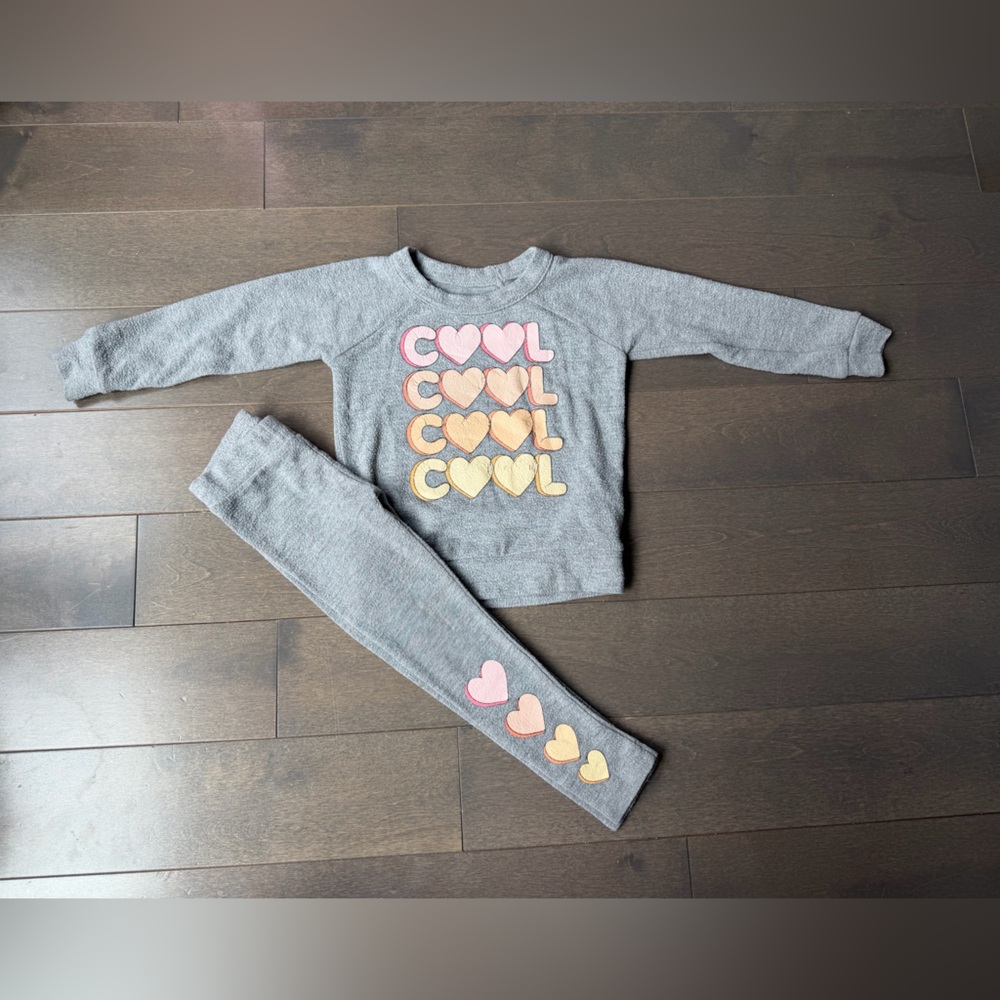 Chaser Kids Gray Sweatshirt & Leggings Set with Pink Peach Yellow Hearts